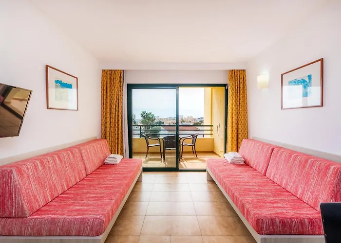 Apto Con Terraza 402