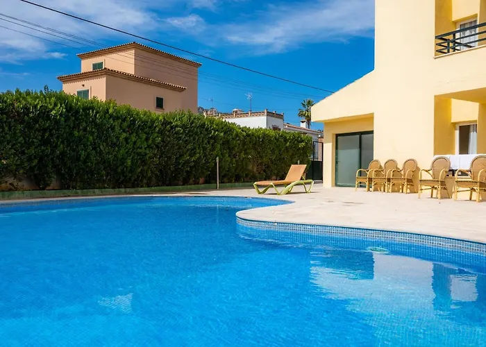 Apto Con Terraza 402